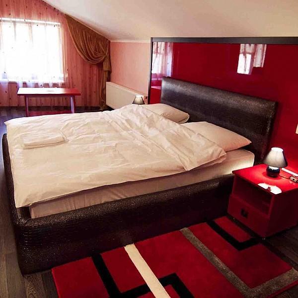 Imperial Hotel Кишинев Стая снимка