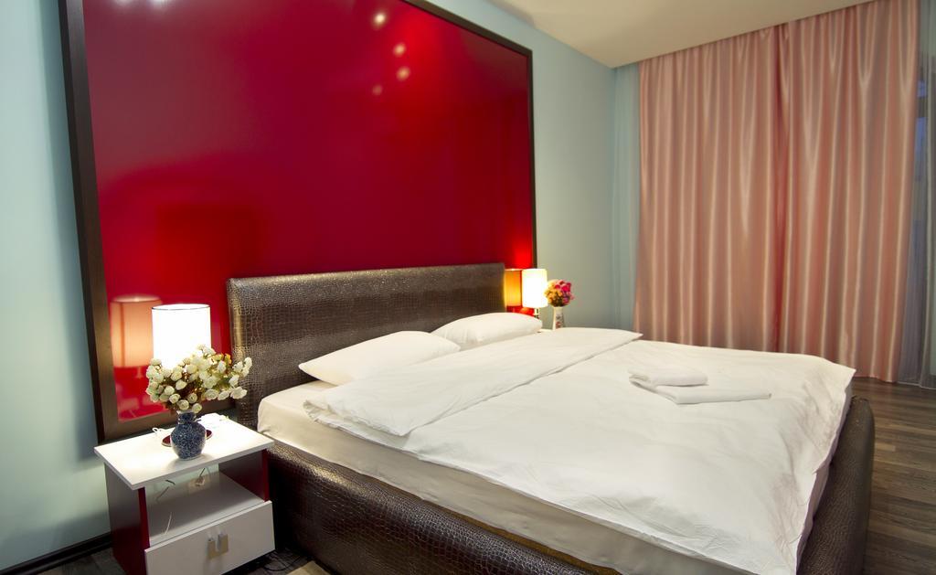 Imperial Hotel Кишинев Стая снимка