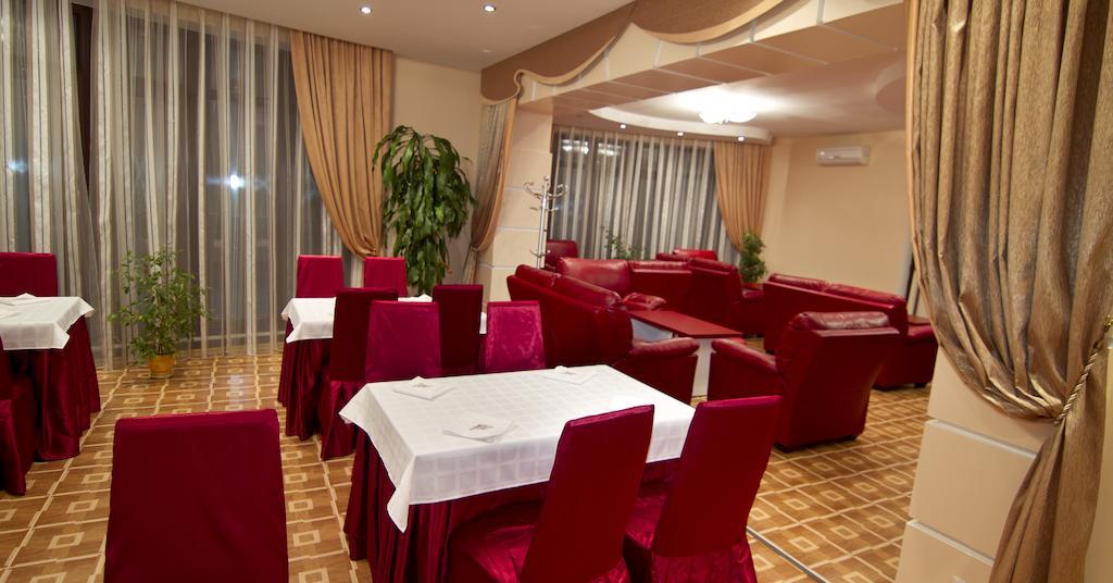 Imperial Hotel Кишинев Екстериор снимка