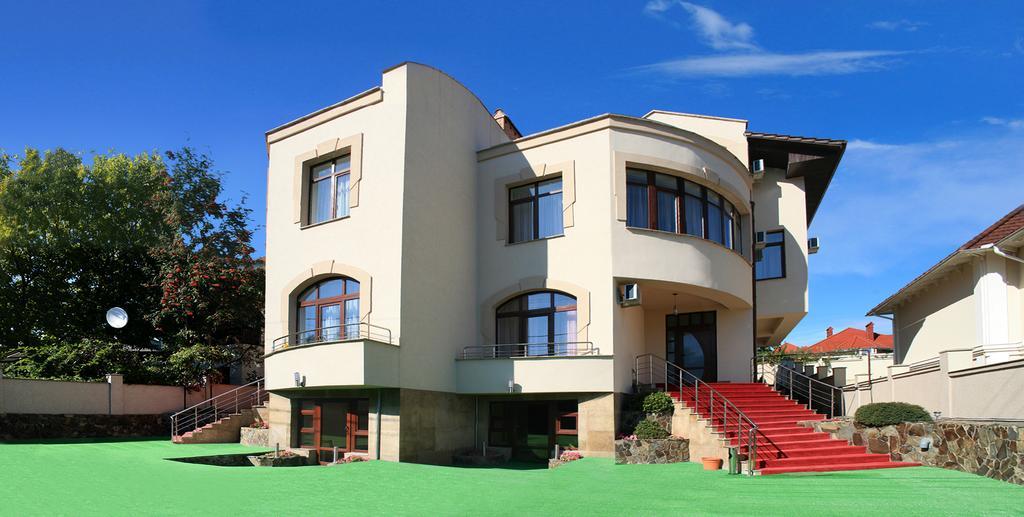 Imperial Hotel Кишинев Екстериор снимка